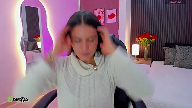 natasha  jackson online show from 03/31/26, 12:05