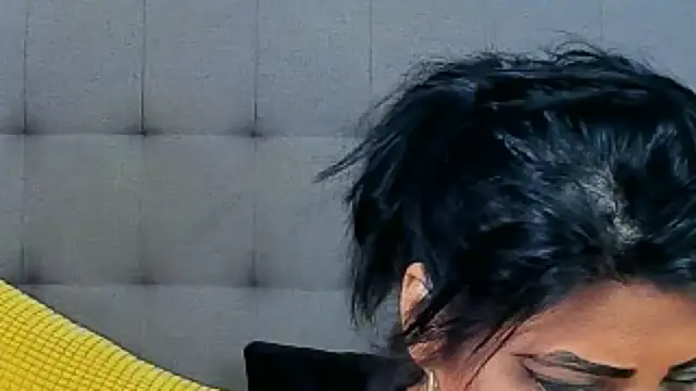 Snapshot of AmyCubes chatting on 01/07/25, 03:54 AmyCubes online show from 01/07/25, 03:54