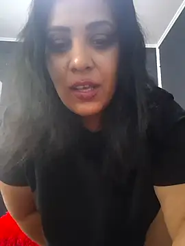 Snapshot of AmyCubes chatting on 10/21/25, 07:53 AmyCubes online show from 10/21/25, 07:53