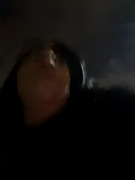 Snapshot of AmyCubes chatting on 11/23/25, 04:40 AmyCubes online show from 11/23/25, 04:40