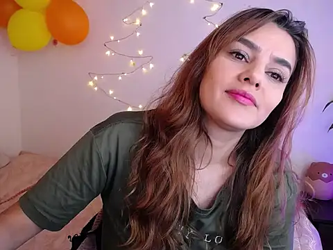 Lu perez online show from 11/26/25, 05:47