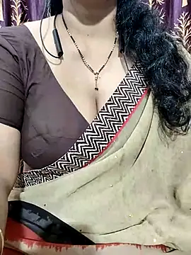 bhuvana555 online show from 02/20/25, 05:40