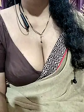 bhuvana555 online show from 02/20/25, 08:47