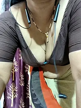 bhuvana555 online show from 03/06/25, 08:48