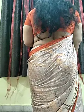 bhuvana555 online show from 10/31/25, 05:03