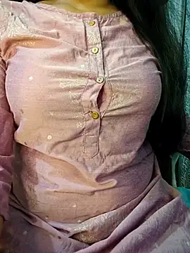 Rina777o online show from 04/07/26, 05:24