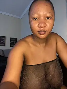 Snapshot of MayaPassion chatting on 03/10/25, 08:04 MayaPassion online show from 03/10/25, 08:04