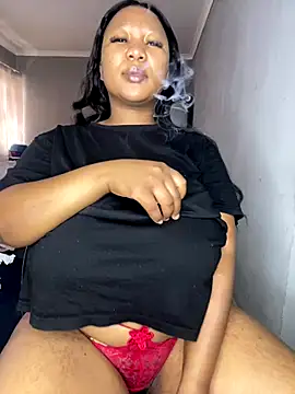 Snapshot of MayaPassion chatting on 09/20/25, 11:22 MayaPassion online show from 09/20/25, 11:22