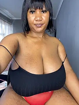 Snapshot of MayaPassion chatting on 09/28/25, 09:36 MayaPassion online show from 09/28/25, 09:36