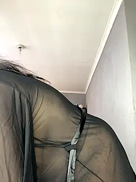 Snapshot of MayaPassion chatting on 10/28/25, 06:50 MayaPassion online show from 10/28/25, 06:50