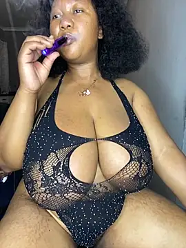 Snapshot of MayaPassion chatting on 11/14/25, 06:50 MayaPassion online show from 11/14/25, 06:50