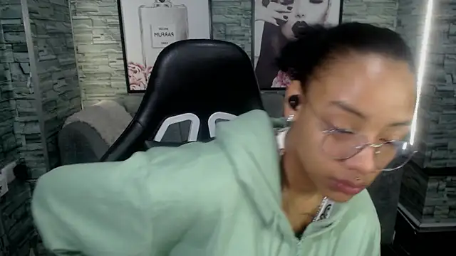 Violeth b online show from 09/27/25, 12:43