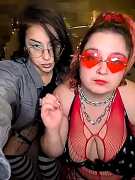 Snapshot of LisandreLaVenale chatting on 01/11/26, 10:04 LisandreLaVenale online show from 01/11/26, 10:04