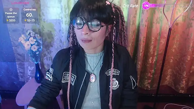 Snapshot of Solange911 chatting on 02/22/25, 03:36 Solange911 online show from 02/22/25, 03:36