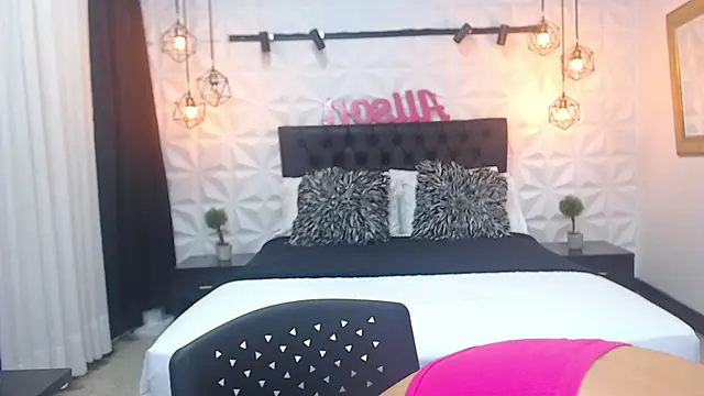 Snapshot of Alison_Wiley chatting on 01/11/25, 11:34 Alison Wiley online show from 01/11/25, 11:34