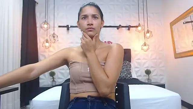 Snapshot of Alison_Wiley chatting on 01/12/25, 11:28 Alison Wiley online show from 01/12/25, 11:28