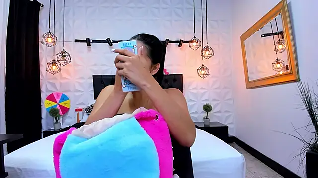 Snapshot of Alison_Wiley chatting on 03/19/25, 11:28 Alison Wiley online show from 03/19/25, 11:28