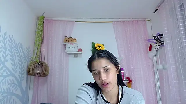 Snapshot of Alison_Wiley chatting on 11/28/25, 01:52 Alison Wiley online show from 11/28/25, 01:52