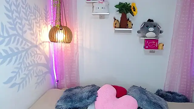 Alison Wiley online show from 12/19/25, 05:14