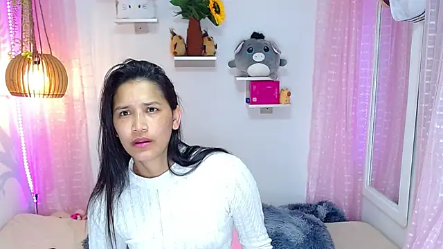 Alison Wiley online show from 12/21/25, 09:16