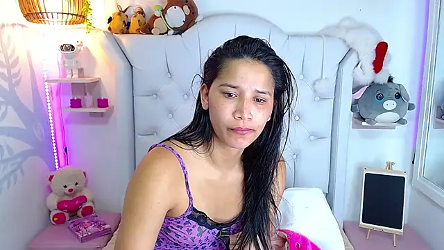 Alison Wiley online show from 03/12/26, 09:59