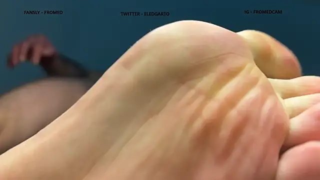 Snapshot of fromed chatting on 02/13/25, 12:02 fromed online show from 02/13/25, 12:02