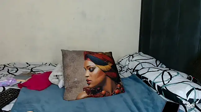 quenliyasa online show from 02/09/25, 06:47