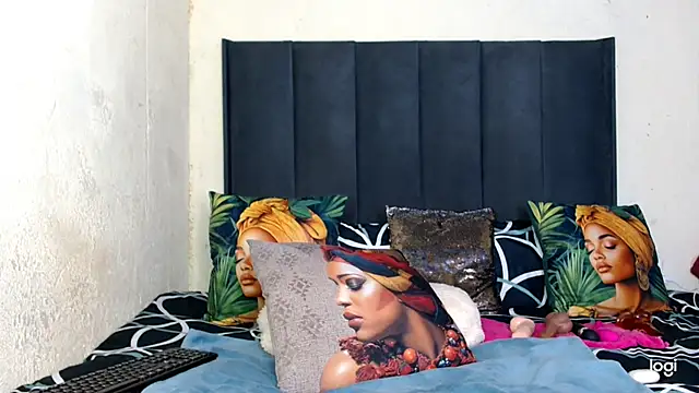 quenliyasa online show from 04/23/26, 10:47