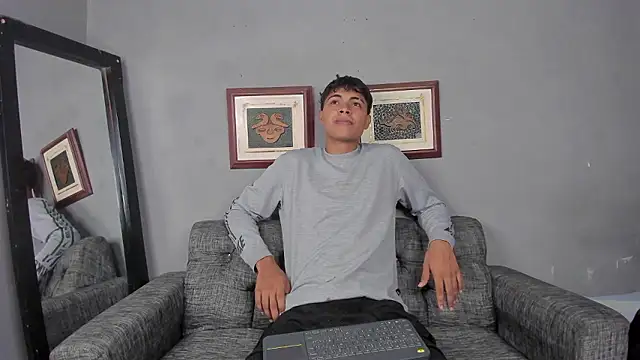 dafnezahiraa  online show from 12/03/24, 09:01