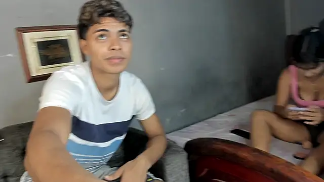 dafnezahiraa  online show from 12/27/24, 11:42