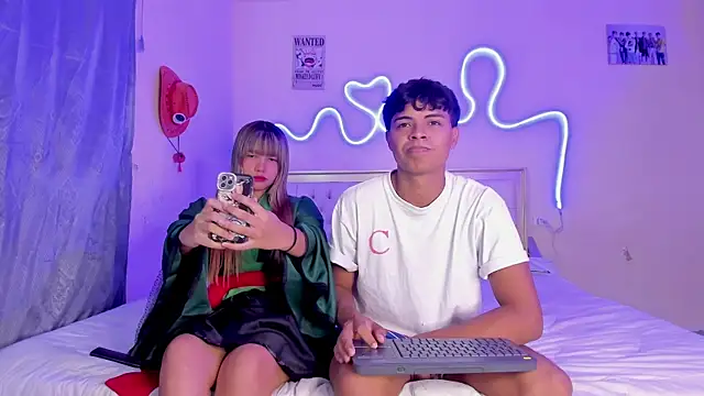 dafnezahiraa  online show from 11/06/25, 04:02