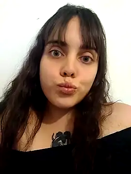 Snapshot of lucylovles chatting on 12/04/24, 08:56 lucylovles online show from 12/04/24, 08:56