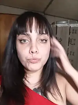 Snapshot of lucylovles chatting on 07/28/26, 04:19 lucylovles online show from 07/28/26, 04:19