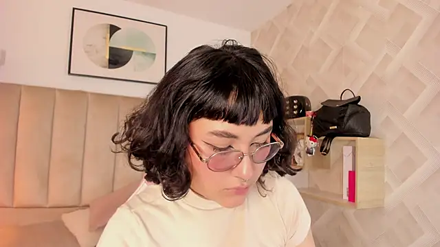 Haru Bonny online show from 03/18/26, 07:39