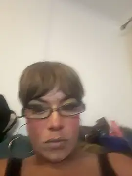 Snapshot of Hazel_Grey chatting on 05/19/26, 04:41 Hazel Grey online show from 05/19/26, 04:41