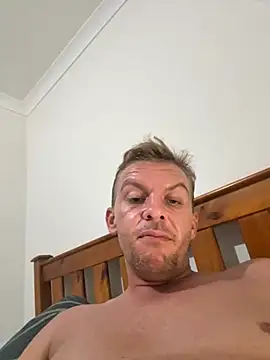 aus guy93 online show from 04/06/26, 06:20