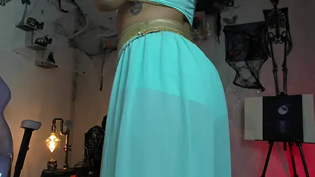 Alaia Love77 online show from 10/18/25, 11:05