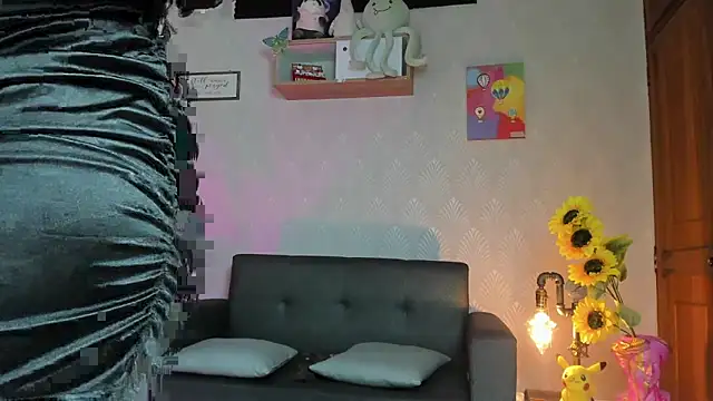 Alaia Love77 online show from 04/23/26, 09:50