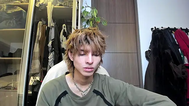 santy-kitty online show from 02/19/25, 12:14