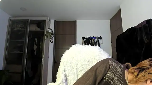 santy-kitty online show from 03/15/25, 06:03