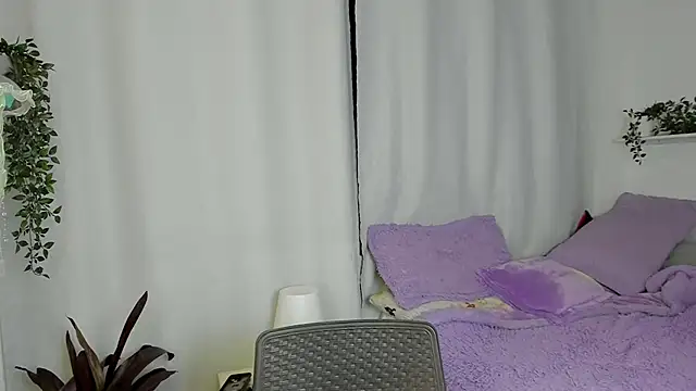 santy-kitty online show from 09/28/25, 01:11