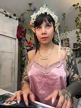 EemaHaruki online show from 10/31/25, 06:42