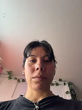 EemaHaruki online show from 04/15/26, 06:04