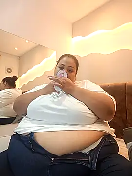 Alisson am online show from 11/16/25, 11:27