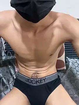 kingcock010 online show from 02/05/25, 04:25