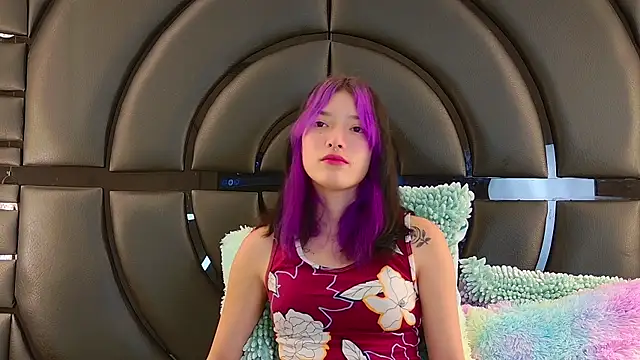 AlliciaKim online show from 01/07/25, 07:17