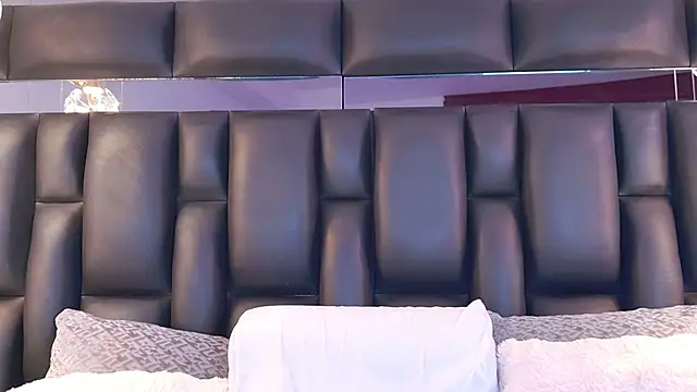 AlliciaKim online show from 02/18/25, 10:14