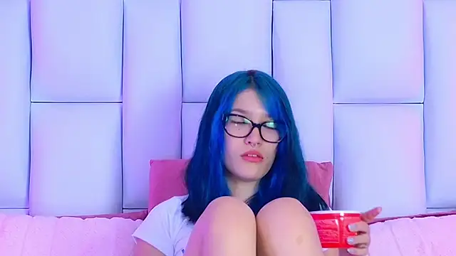 AlliciaKim online show from 03/21/25, 10:17