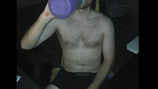 Snapshot of Ironman220 chatting on 12/03/25, 05:44 Ironman220 online show from 12/03/25, 05:44