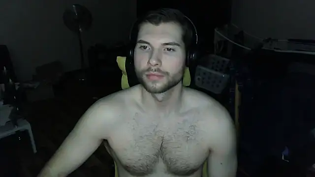 Snapshot of Ironman220 chatting on 03/12/26, 05:57 Ironman220 online show from 03/12/26, 05:57